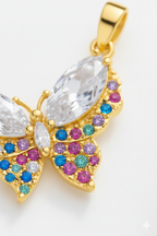 Schmetterling Anhänger – 14K vergoldet mit bunten Zirkonia-Steinen